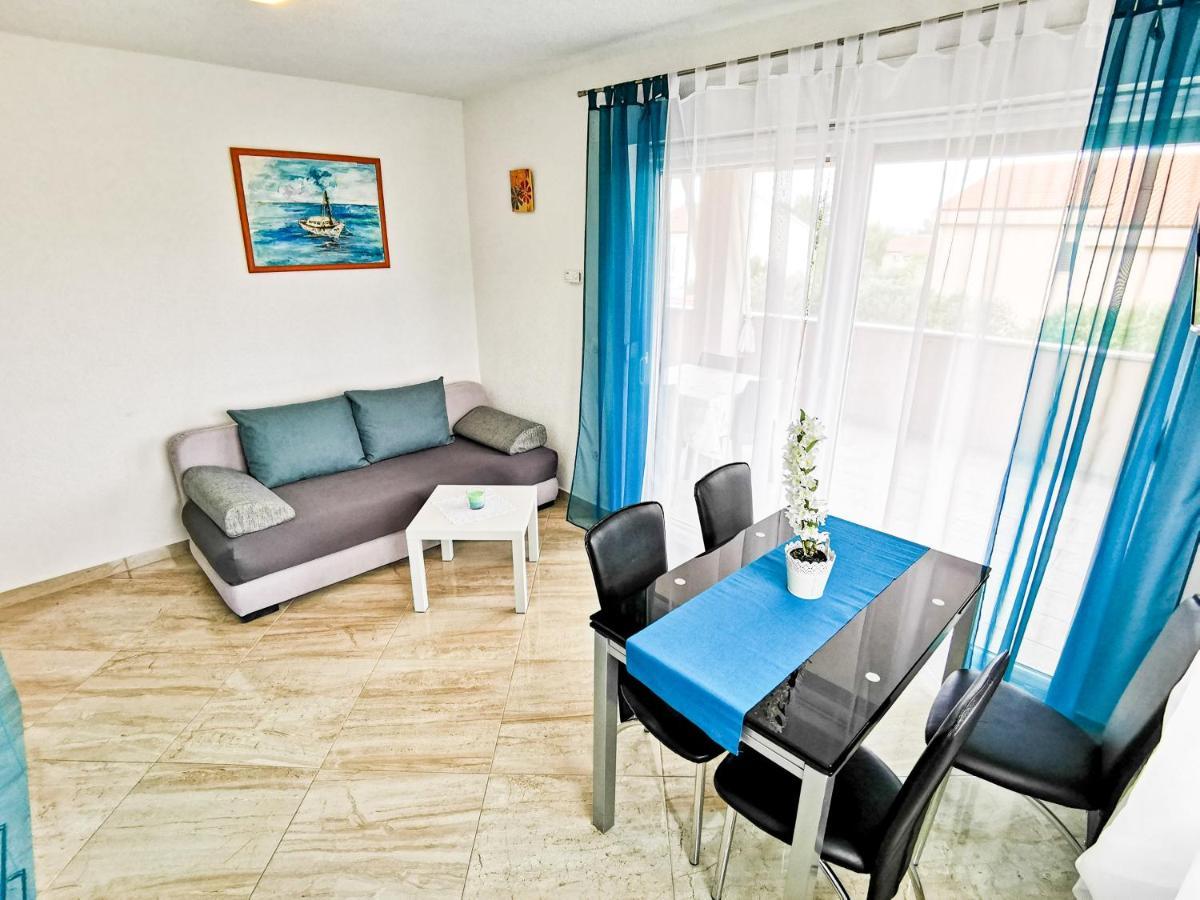 App La Vita E Bella - Azzurro Apartment Punat Bagian luar foto