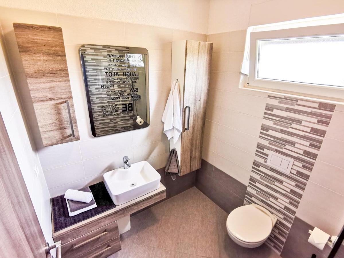 App La Vita E Bella - Azzurro Apartment Punat Bagian luar foto