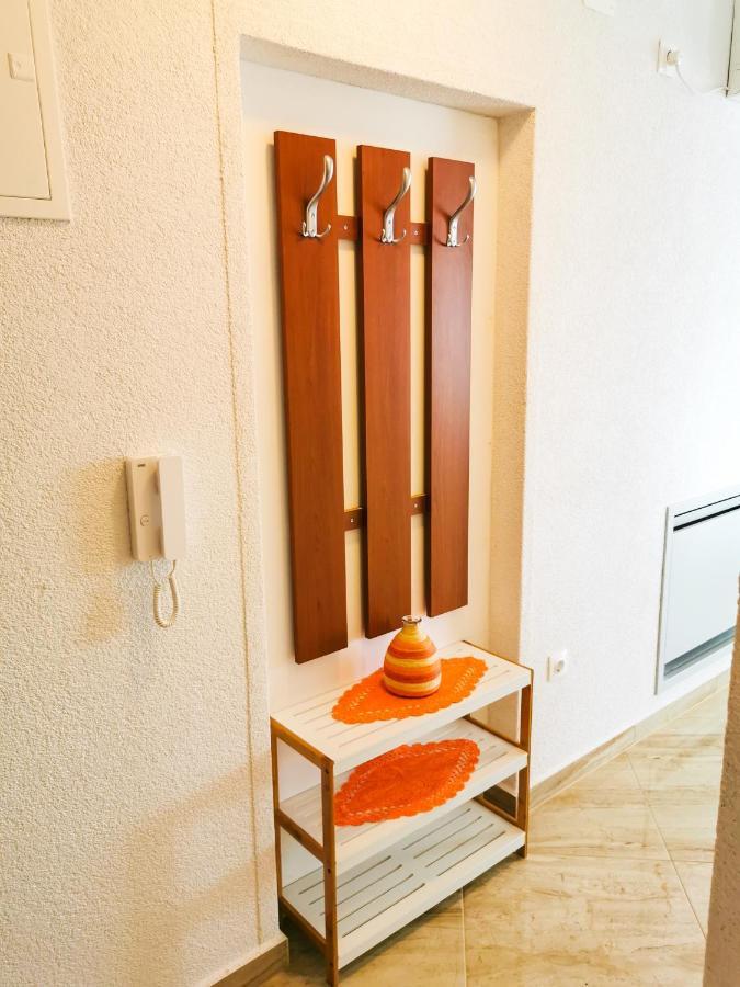 App La Vita E Bella - Azzurro Apartment Punat Bagian luar foto