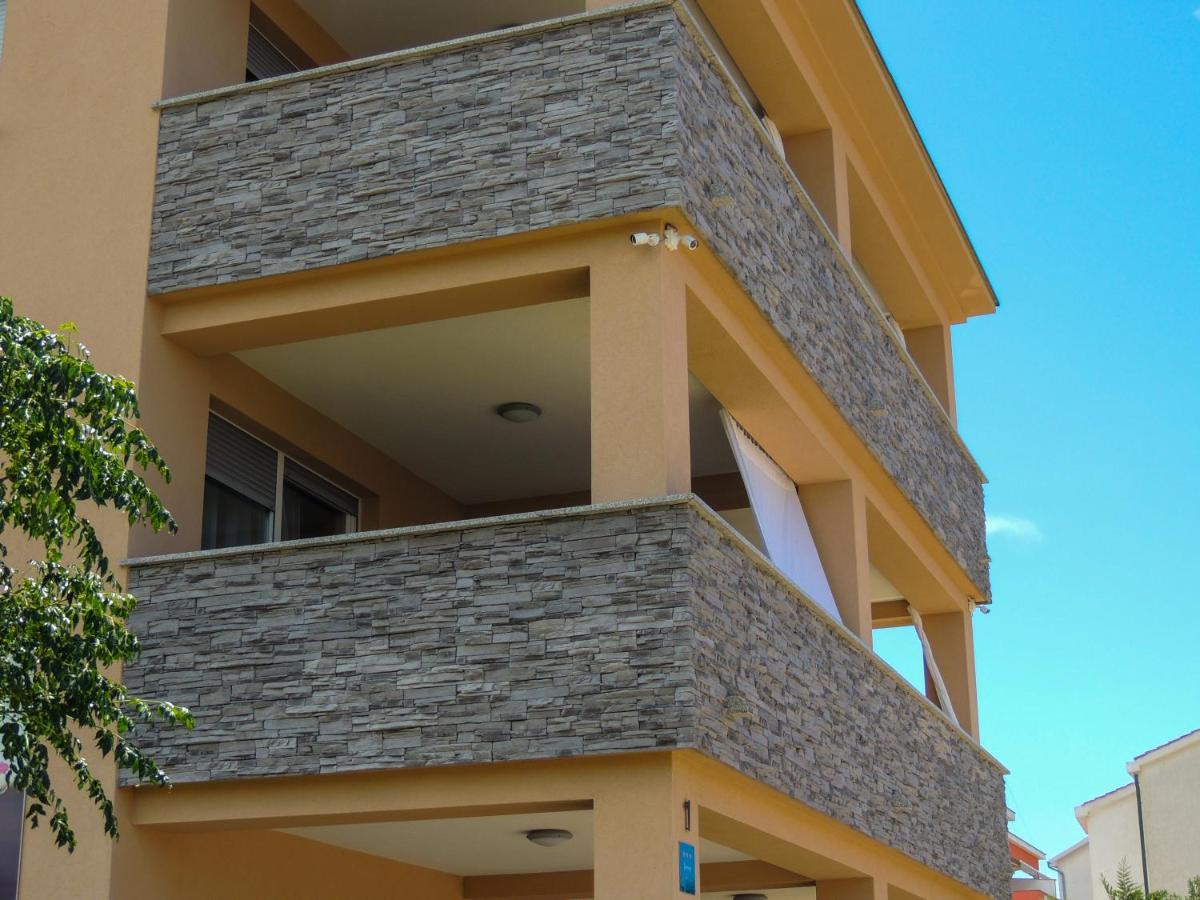 App La Vita E Bella - Azzurro Apartment Punat Bagian luar foto